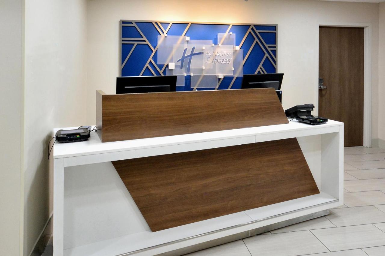 Holiday Inn Express Richmond I-64 Short Pump Area By Ihg Innsbrook Buitenkant foto