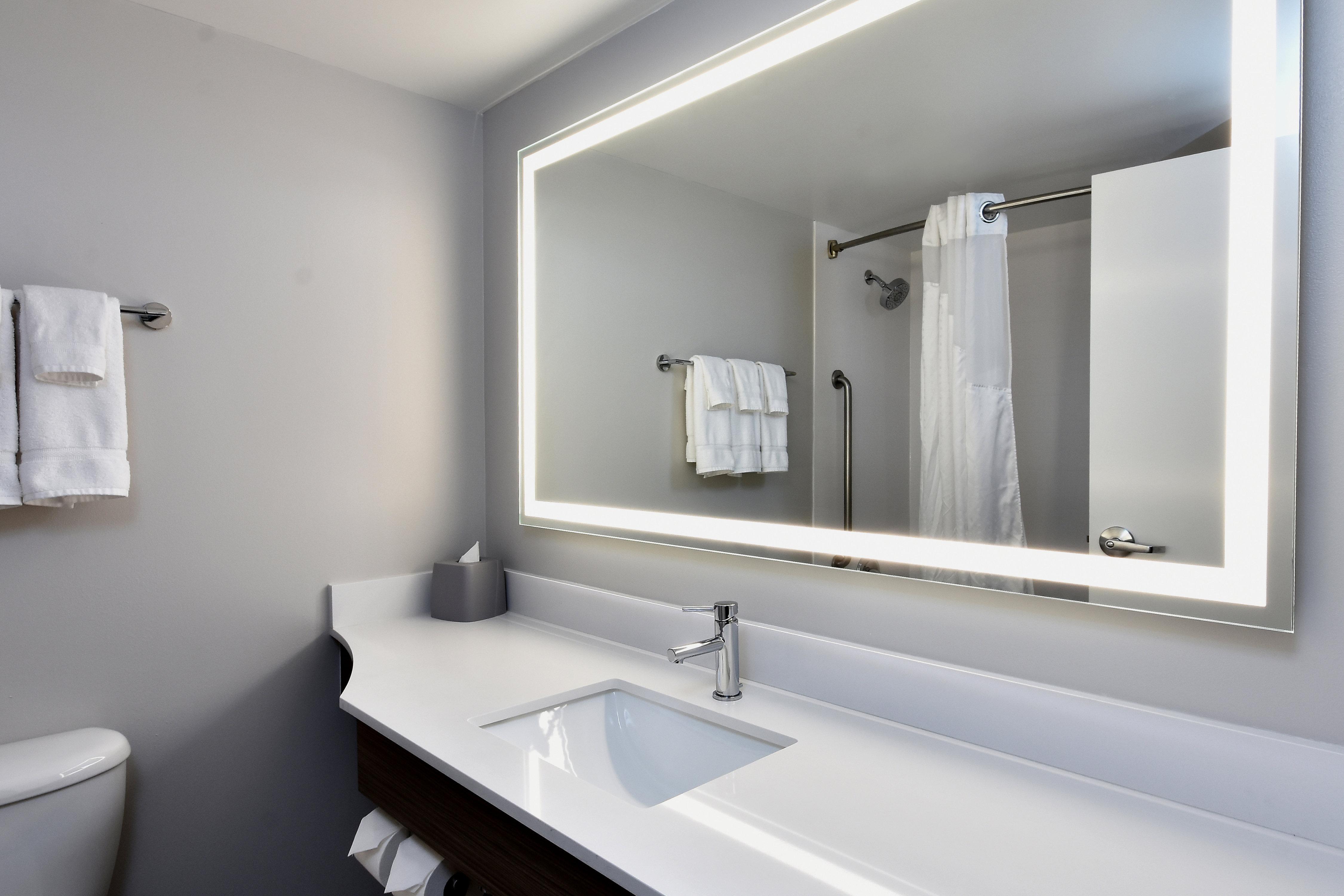 Holiday Inn Express Richmond I-64 Short Pump Area By Ihg Innsbrook Buitenkant foto
